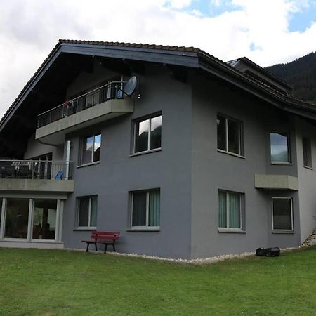 Ferienwohnung Fuer 5 Personen In Cumpadials, Inmitten Der Surselva 苏姆维特格 外观 照片