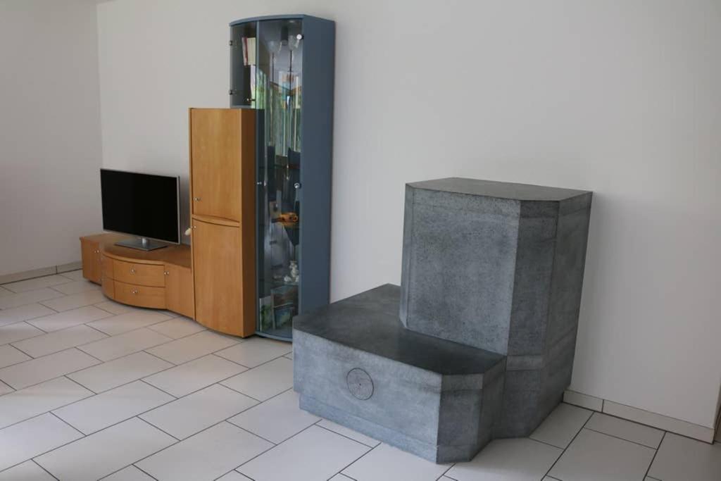 Ferienwohnung Fuer 5 Personen In Cumpadials, Inmitten Der Surselva 苏姆维特格 外观 照片