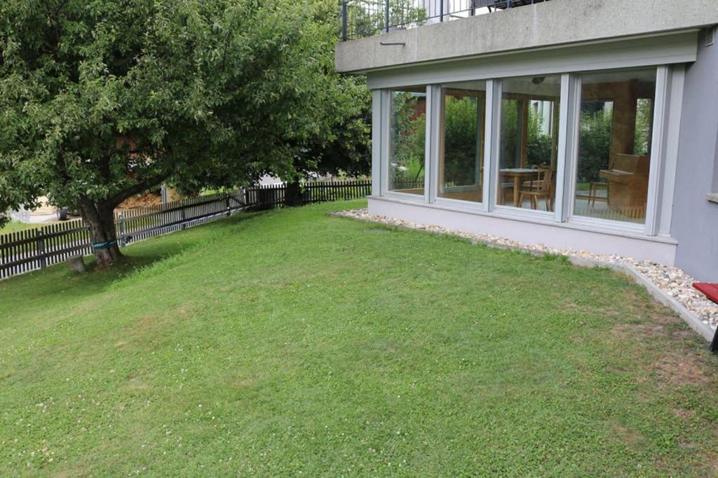 Ferienwohnung Fuer 5 Personen In Cumpadials, Inmitten Der Surselva 苏姆维特格 外观 照片