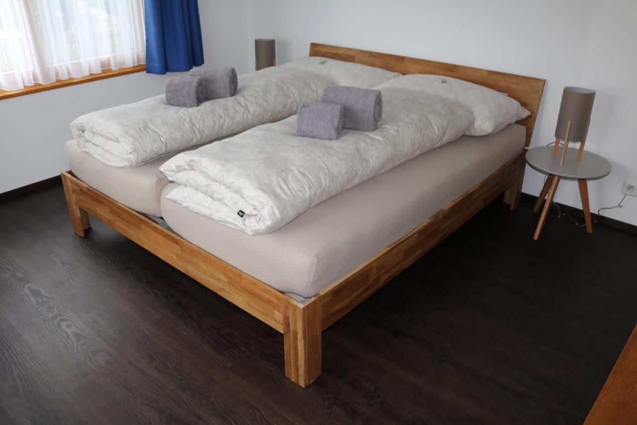 Ferienwohnung Fuer 5 Personen In Cumpadials, Inmitten Der Surselva 苏姆维特格 外观 照片
